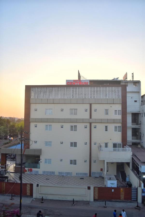 Hotel Centrum Kota  Bagian luar foto